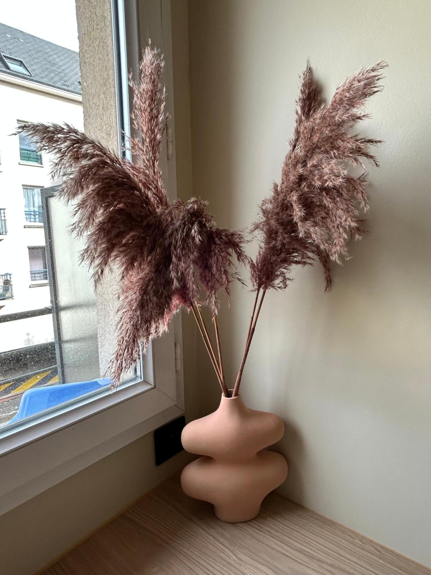 נואזי-לה-גראן Sweet And Comfy In Hyper City Center With Netflix, Prime And Disney Plus Included מראה חיצוני תמונה